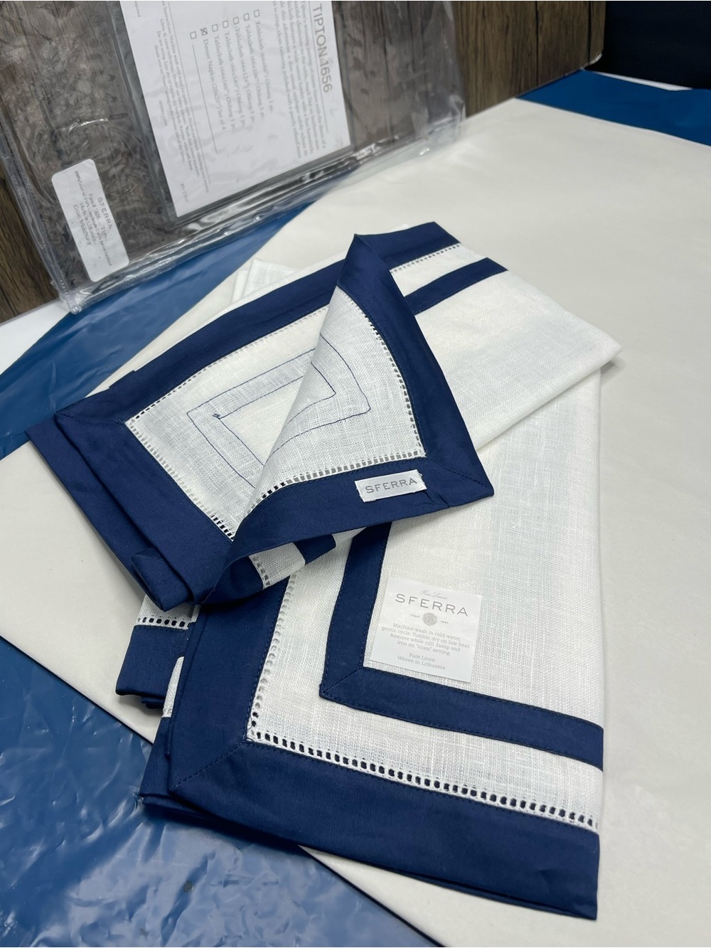 Sferra Linen Tipton Set Of 4 Napkins 20x20” White/Navy Sateen Border